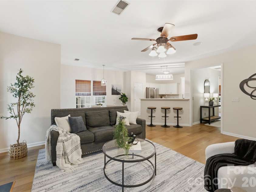 11911 Royal Castle Court, Charlotte, NC 28277.  MLS# CAR4408967, YatesRealty ID 55281. 
