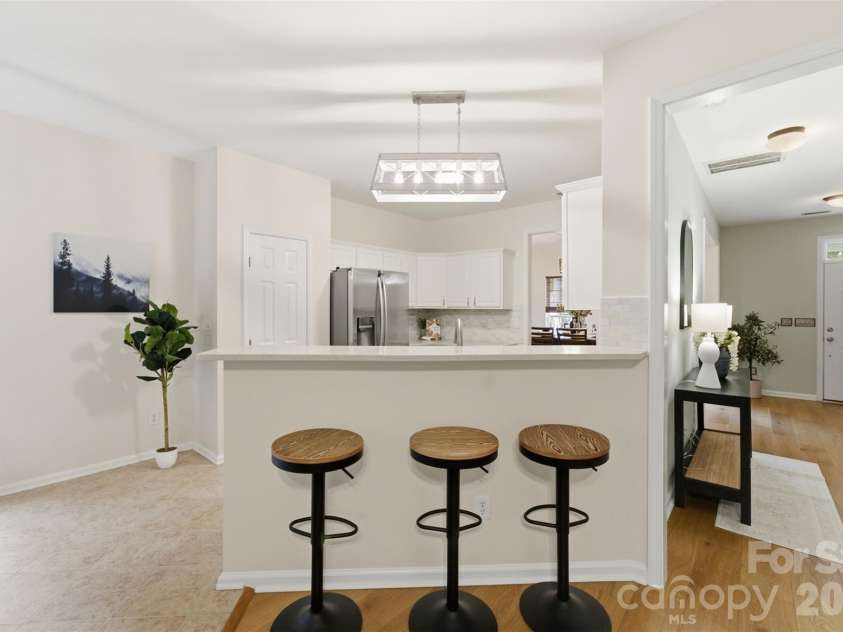 11911 Royal Castle Court, Charlotte, NC 28277.  MLS# CAR4408967, YatesRealty ID 55281. 