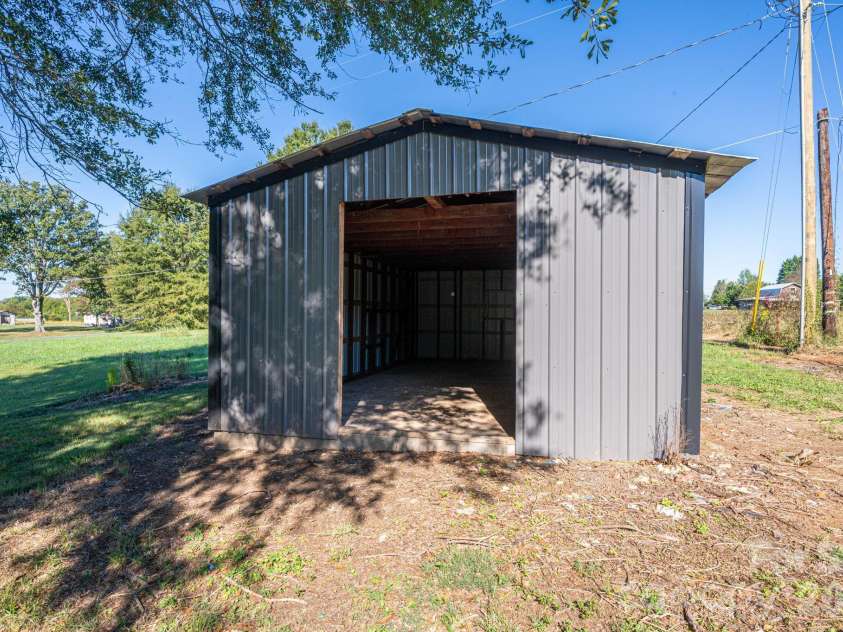 3100 Cat Square Road, Vale, NC 28168.  MLS# CAR4432514, YatesRealty ID 55286. 