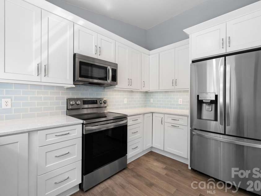 3261 Washington Way, Hudson, NC 28638.  MLS# CAR4432336, YatesRealty ID 55287. 