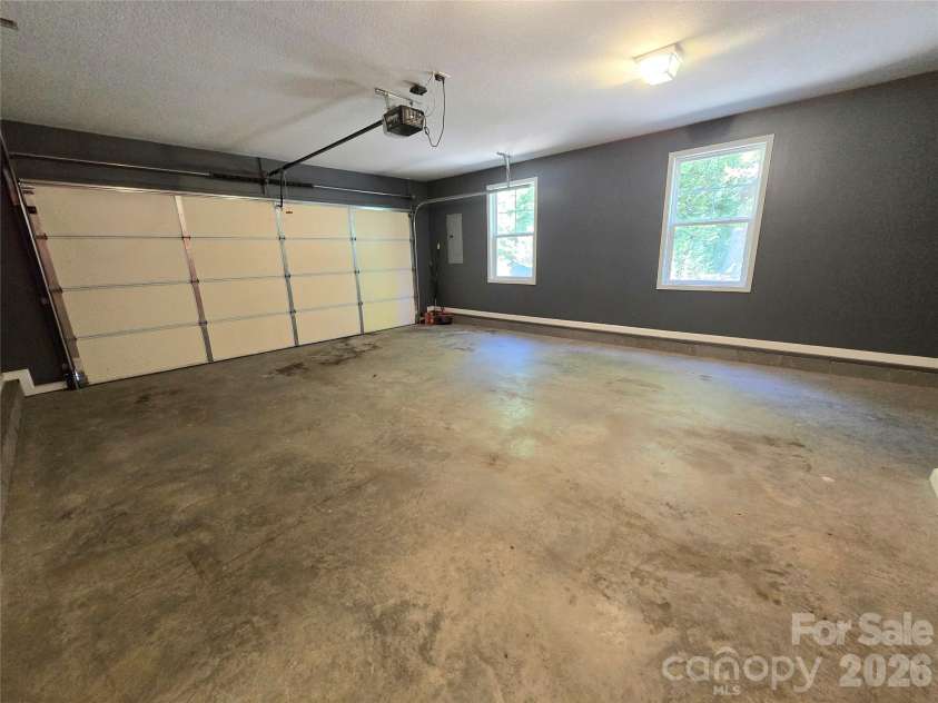 15 Tiki Way, Candler, NC 28715.  MLS# CAR4422310, YatesRealty ID 55288. 