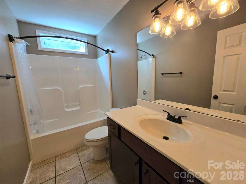 15 Tiki Way, Candler, NC 28715.  MLS# CAR4422310, YatesRealty ID 55288. 