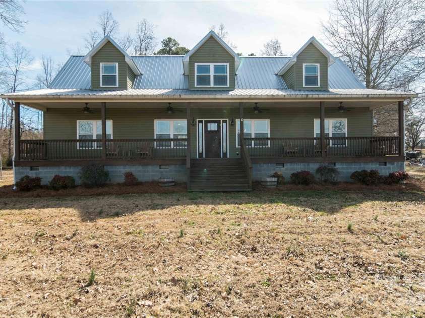 175 Riley's Drive, Salisbury, NC 28146.  MLS# CAR4225338, YatesRealty ID 5529. 