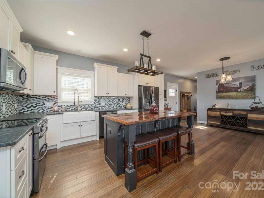 175 Riley's Drive, Salisbury, NC 28146.  MLS# CAR4225338, YatesRealty ID 5529. 