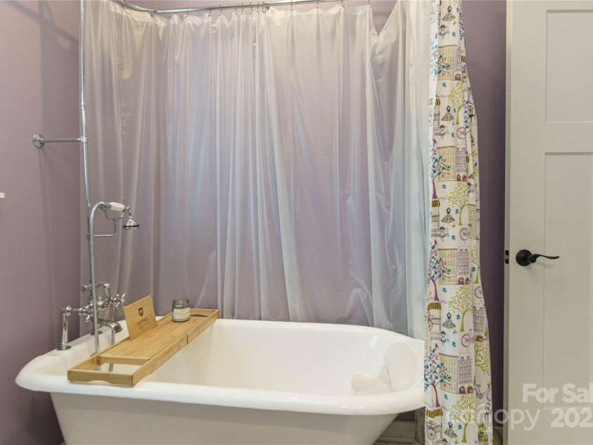 175 Riley's Drive, Salisbury, NC 28146.  MLS# CAR4225338, YatesRealty ID 5529. 