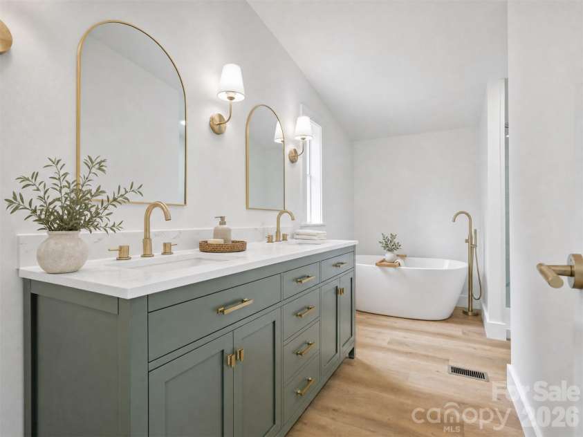405 Marie Court, York, SC 29745.  MLS# CAR4432143, YatesRealty ID 55292. Virtually Staged