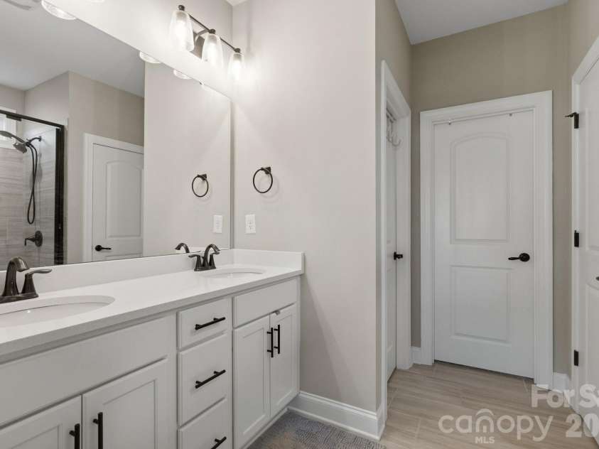 2102 Sabra Street, Gastonia, NC 28054.  MLS# CAR4430168, YatesRealty ID 55293. 