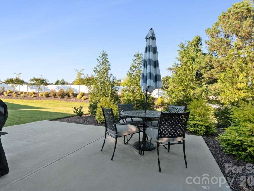 2102 Sabra Street, Gastonia, NC 28054.  MLS# CAR4430168, YatesRealty ID 55293. 