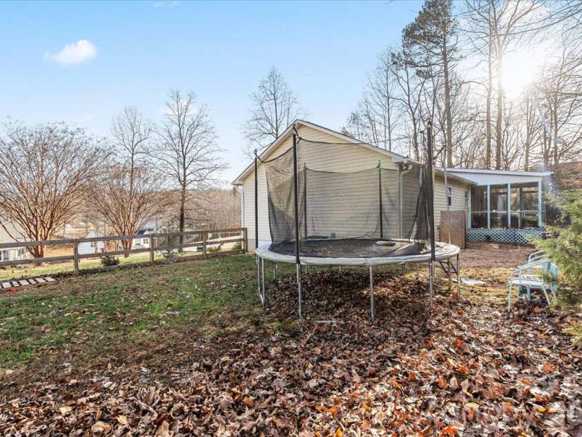 169 Meadow Glen Drive, Troutman, NC 28166.  MLS# CAR4432548, YatesRealty ID 55298. 