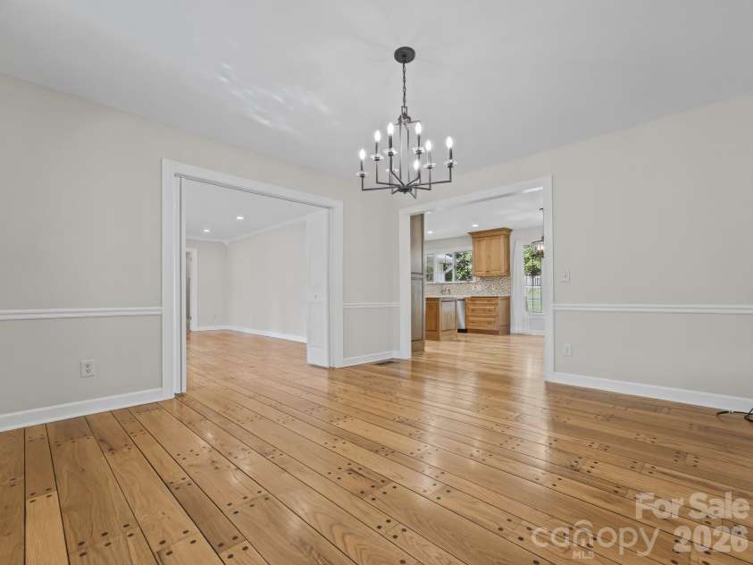 109 Yardley Court, Hendersonville, NC 28739.  MLS# CAR4432474, YatesRealty ID 55299. Dining Room
