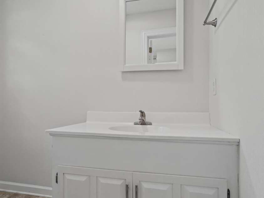 109 Yardley Court, Hendersonville, NC 28739.  MLS# CAR4432474, YatesRealty ID 55299. Half-Bath