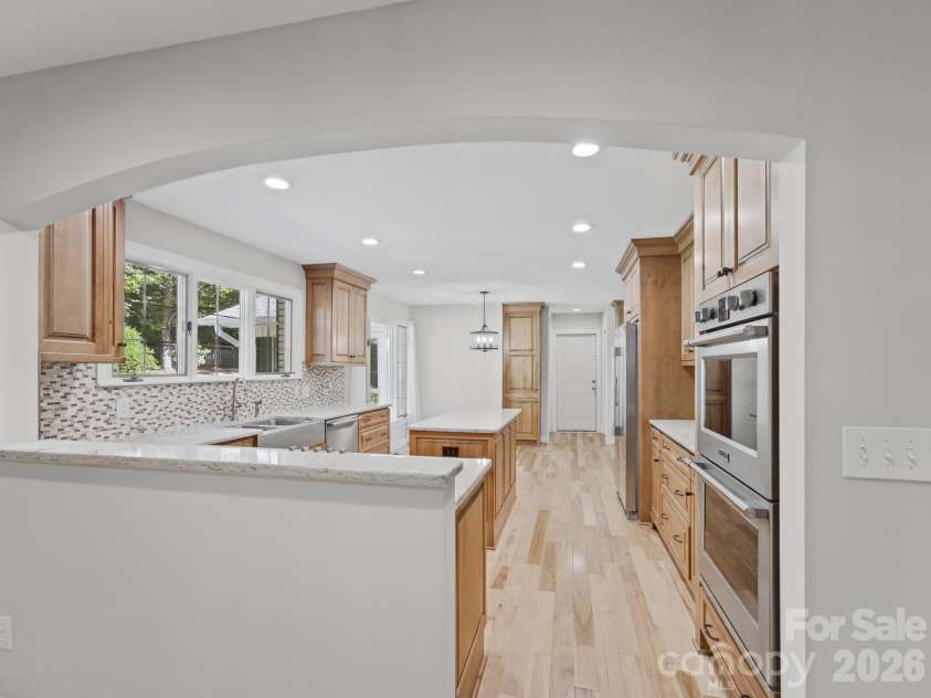109 Yardley Court, Hendersonville, NC 28739.  MLS# CAR4432474, YatesRealty ID 55299. Kitchen