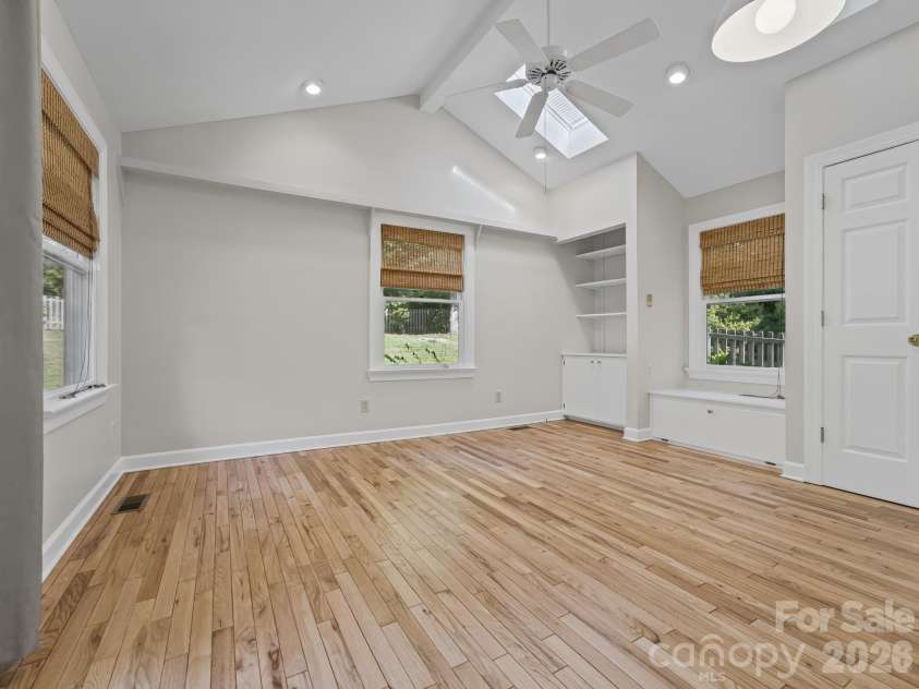 109 Yardley Court, Hendersonville, NC 28739.  MLS# CAR4432474, YatesRealty ID 55299. Studio
