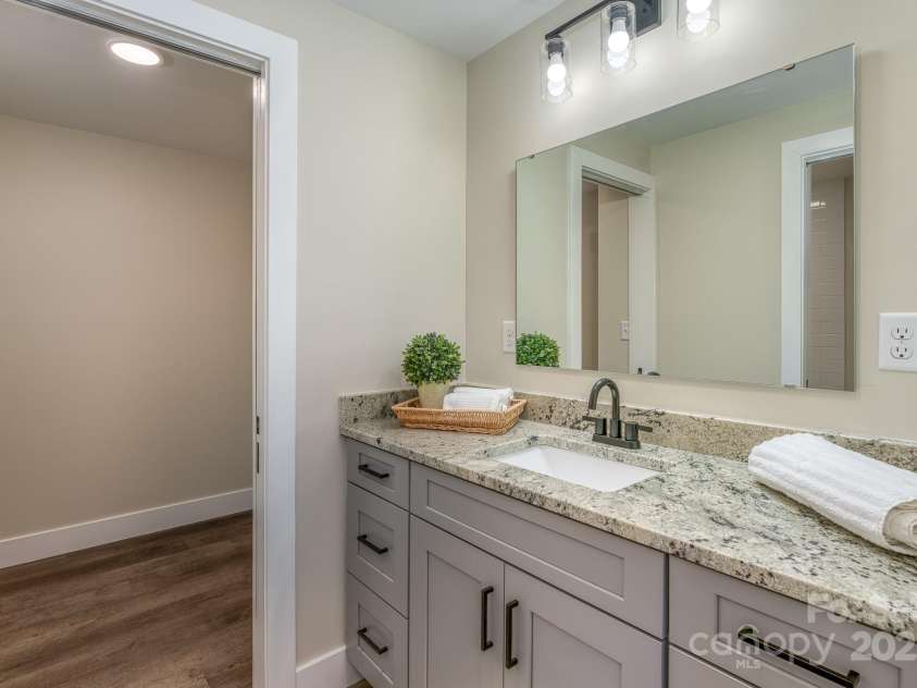 143 Carver Street, Brevard, NC 28712.  MLS# CAR4302024, YatesRealty ID 553. 