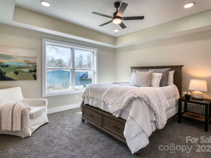 143 Carver Street, Brevard, NC 28712.  MLS# CAR4302024, YatesRealty ID 553. 