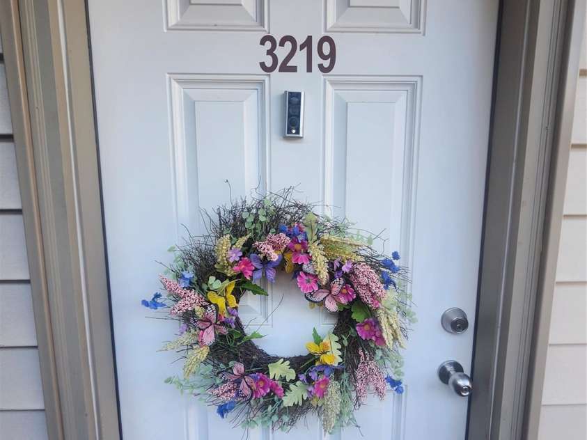 301 Pinnacle Inn Road, Beech Mountain, NC 28604.  MLS# CAR4239406, YatesRealty ID 553. 