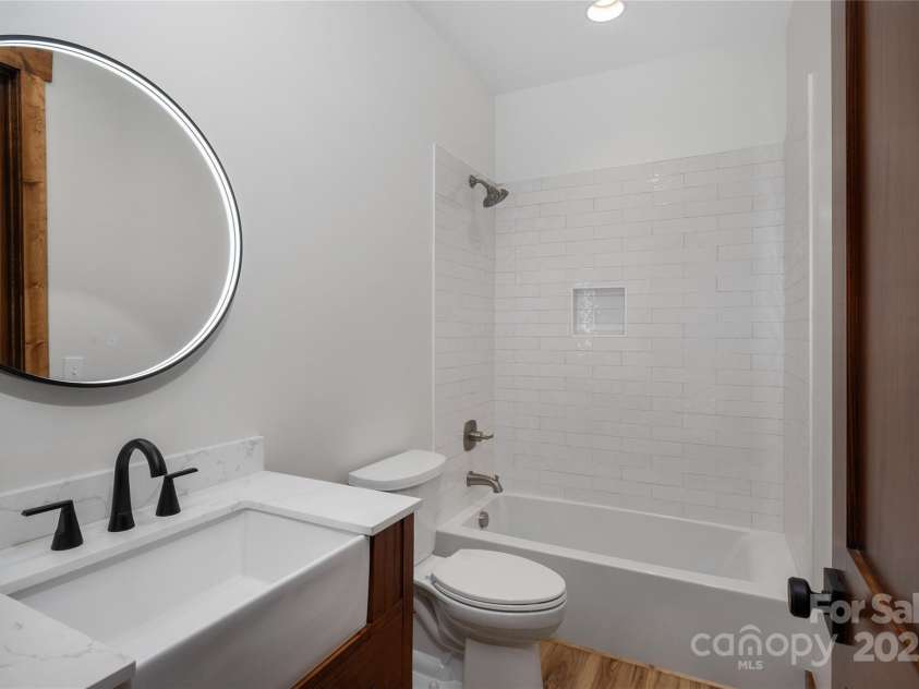 750 Silver Springs Drive, Banner Elk, NC 28604.  MLS# CAR4160928, YatesRealty ID 553. Basement features 2 bedrooms, 2 full bathrooms