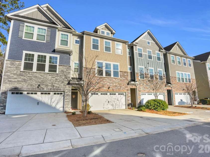 12210 Ardrey Park Drive, Charlotte, NC 28277.  MLS# CAR4344950, YatesRealty ID 5530. 