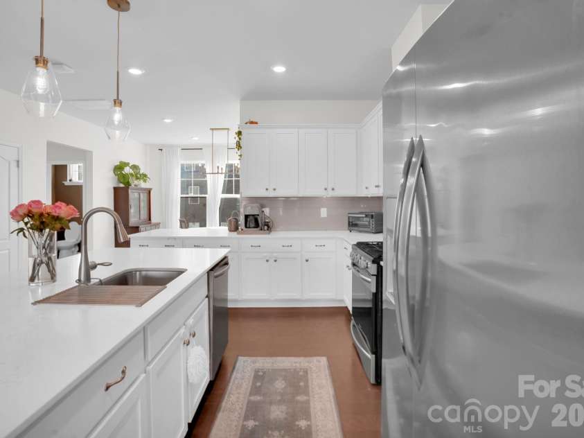 12210 Ardrey Park Drive, Charlotte, NC 28277.  MLS# CAR4344950, YatesRealty ID 5530. 