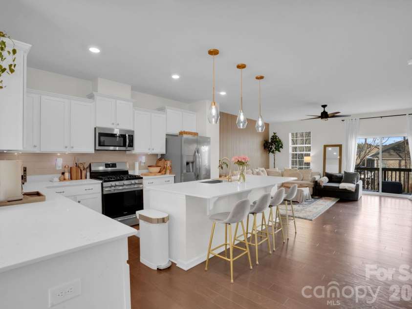 12210 Ardrey Park Drive, Charlotte, NC 28277.  MLS# CAR4344950, YatesRealty ID 5530. 