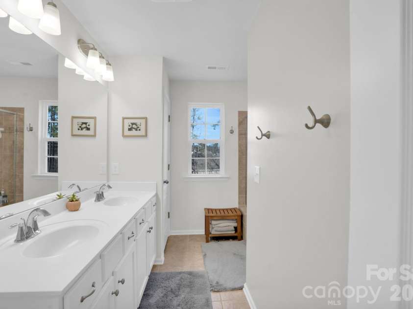 12210 Ardrey Park Drive, Charlotte, NC 28277.  MLS# CAR4344950, YatesRealty ID 5530. 