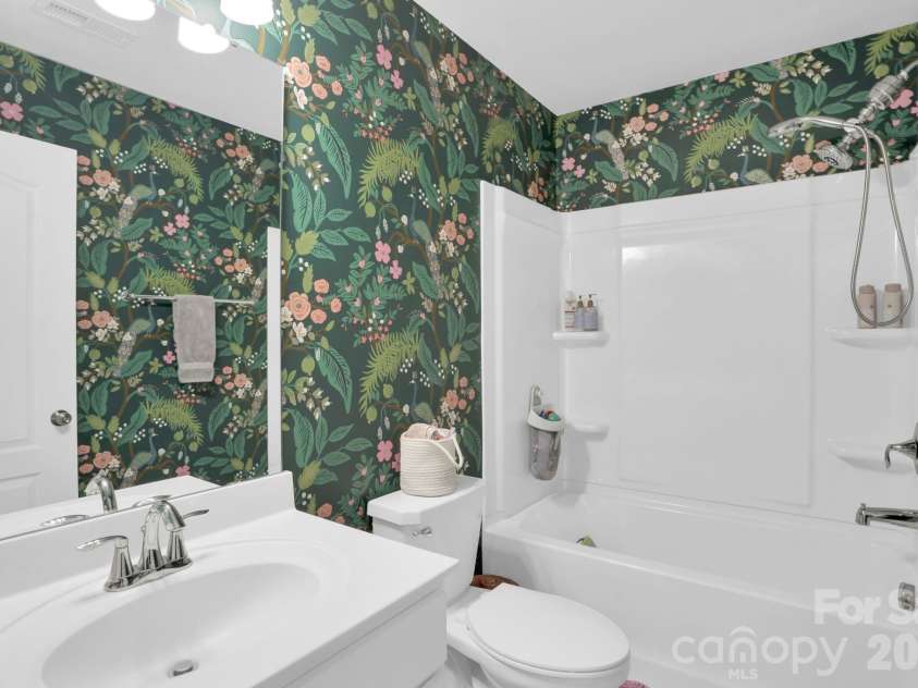 12210 Ardrey Park Drive, Charlotte, NC 28277.  MLS# CAR4344950, YatesRealty ID 5530. 