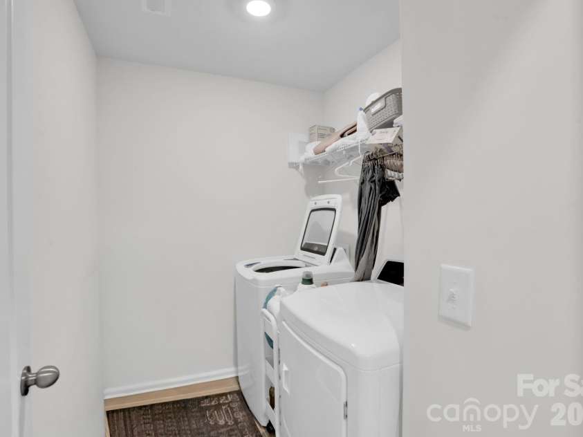 12210 Ardrey Park Drive, Charlotte, NC 28277.  MLS# CAR4344950, YatesRealty ID 5530. 