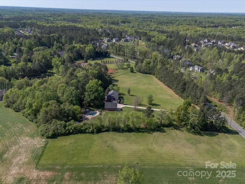 3677 Antioch Church Road, Matthews, NC 28104.  MLS# CAR4244366, YatesRealty ID 5530. 