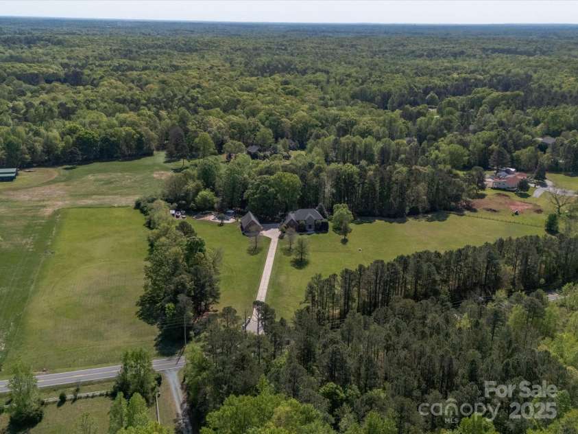 3677 Antioch Church Road, Matthews, NC 28104.  MLS# CAR4244366, YatesRealty ID 5530. 