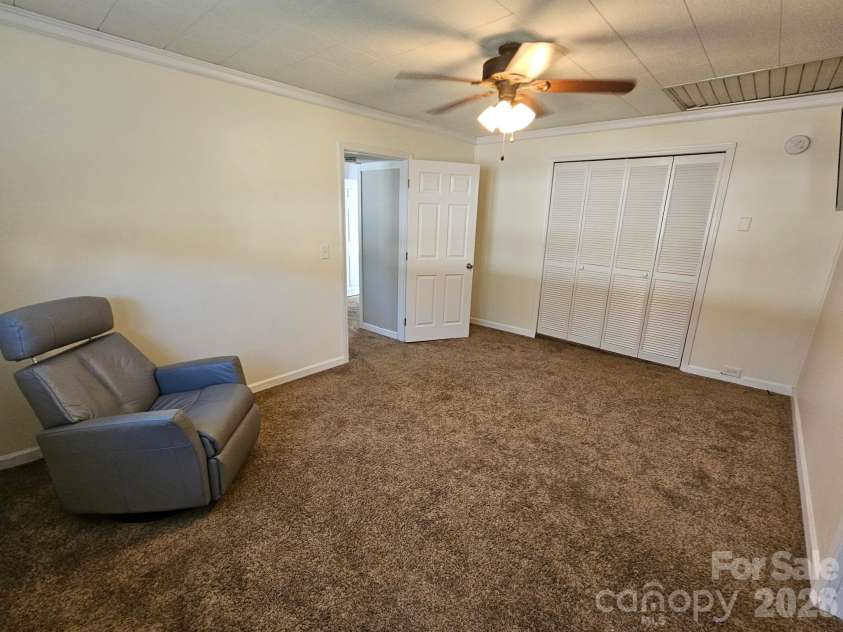 133 Main Street, Lockhart, SC 29364.  MLS# CAR4431519, YatesRealty ID 55302. 