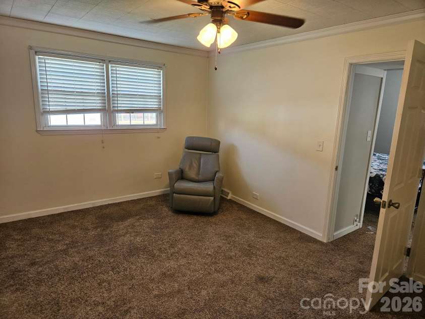 133 Main Street, Lockhart, SC 29364.  MLS# CAR4431519, YatesRealty ID 55302. Bed 3/ Office / Den