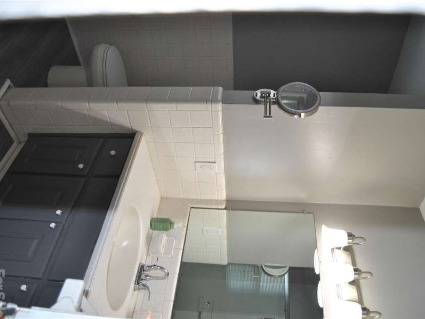 133 Main Street, Lockhart, SC 29364.  MLS# CAR4431519, YatesRealty ID 55302. Full bath