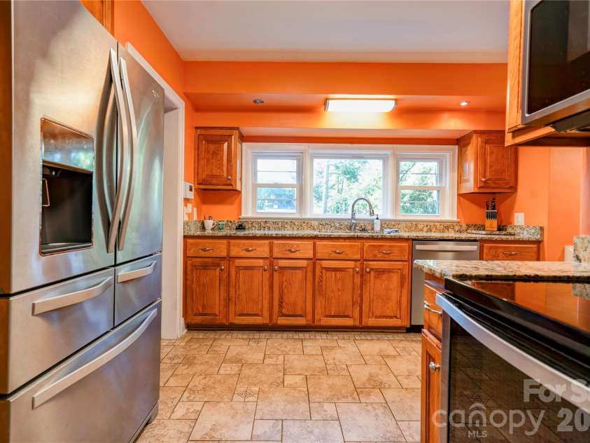 309 West Mountain Street, Kings Mountain, NC 28086.  MLS# CAR4431647, YatesRealty ID 55303. 