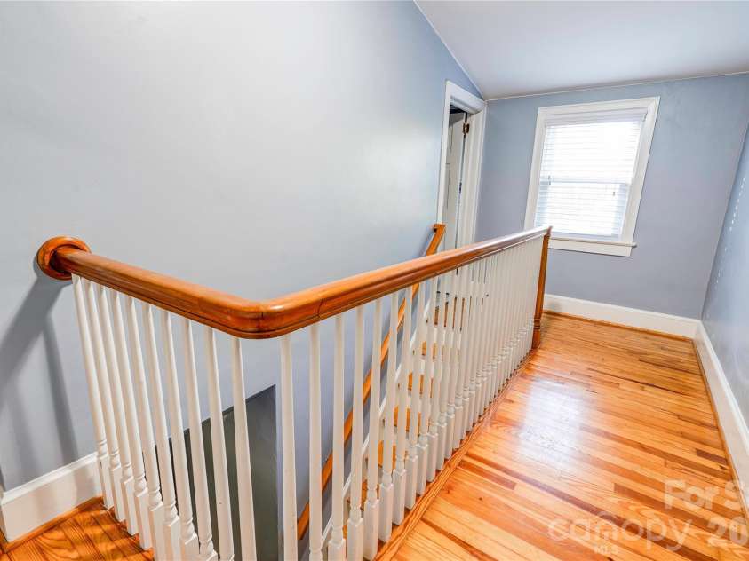 309 West Mountain Street, Kings Mountain, NC 28086.  MLS# CAR4431647, YatesRealty ID 55303. 