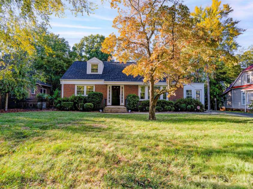 309 West Mountain Street, Kings Mountain, NC 28086.  MLS# CAR4431647, YatesRealty ID 55303. Front