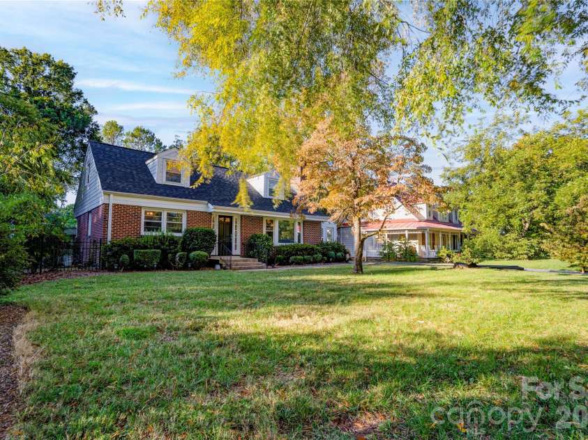 309 West Mountain Street, Kings Mountain, NC 28086.  MLS# CAR4431647, YatesRealty ID 55303. Front
