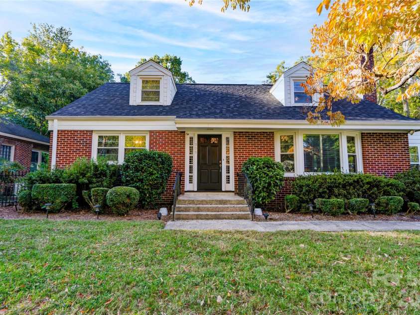 309 West Mountain Street, Kings Mountain, NC 28086.  MLS# CAR4431647, YatesRealty ID 55303. Front