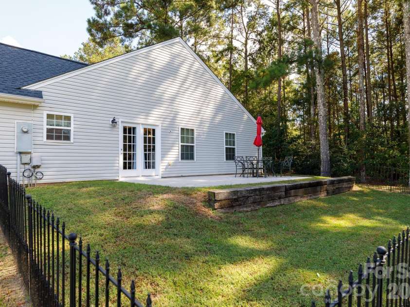 229 Chicago Lane, York, SC 29745.  MLS# CAR4432240, YatesRealty ID 55306. 