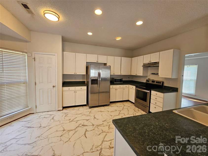7402 Shiras Court, Charlotte, NC 28273.  MLS# CAR4428414, YatesRealty ID 55308. 