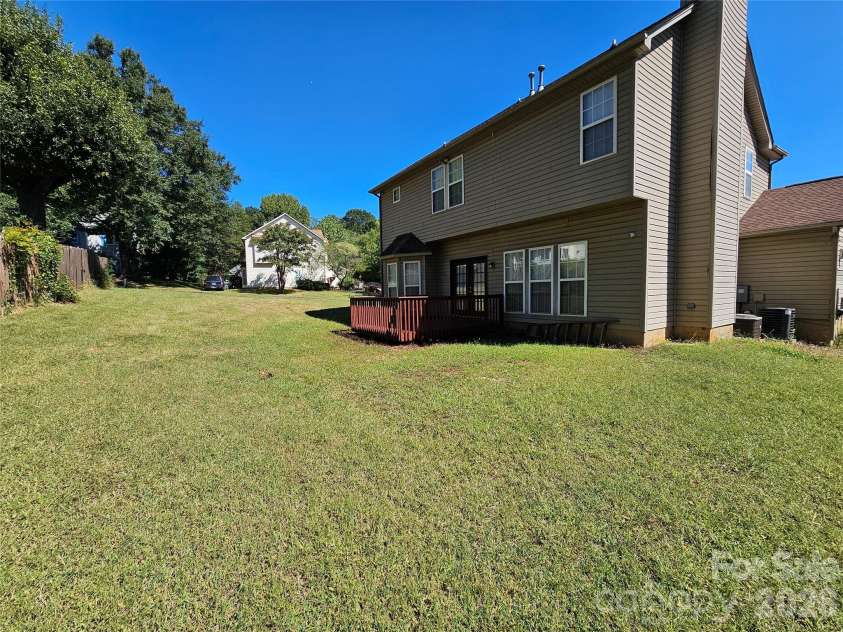 7402 Shiras Court, Charlotte, NC 28273.  MLS# CAR4428414, YatesRealty ID 55308. 