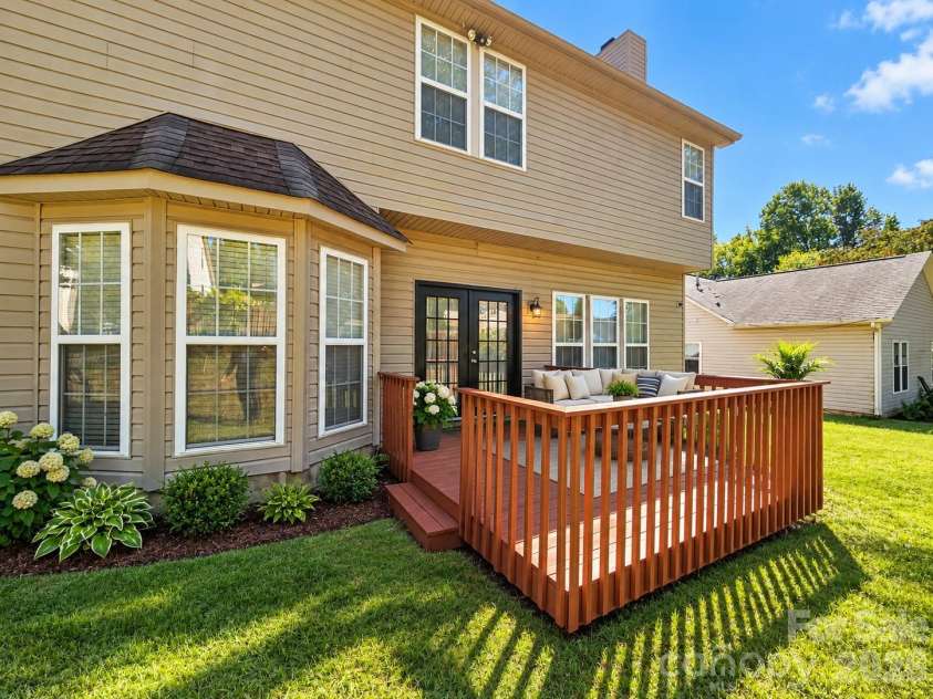 7402 Shiras Court, Charlotte, NC 28273.  MLS# CAR4428414, YatesRealty ID 55308. Virtually Edited