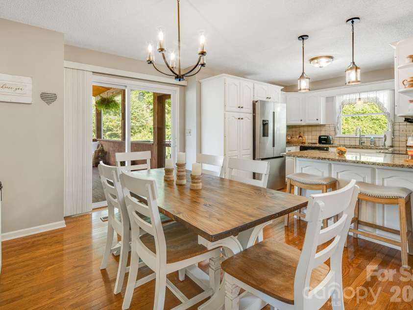 422 Turkey Creek Road, Leicester, NC 28748.  MLS# CAR4426081, YatesRealty ID 55310. 