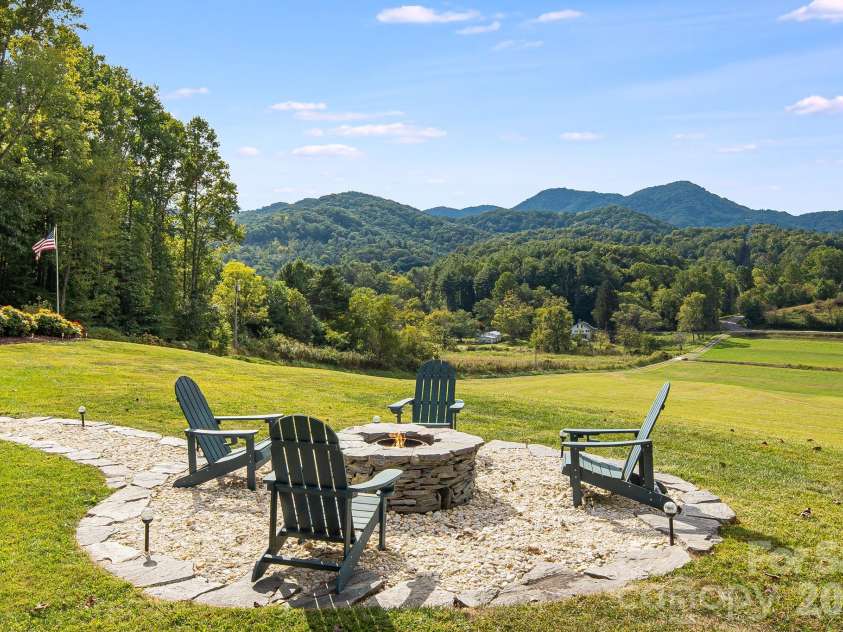 422 Turkey Creek Road, Leicester, NC 28748.  MLS# CAR4426081, YatesRealty ID 55310. 