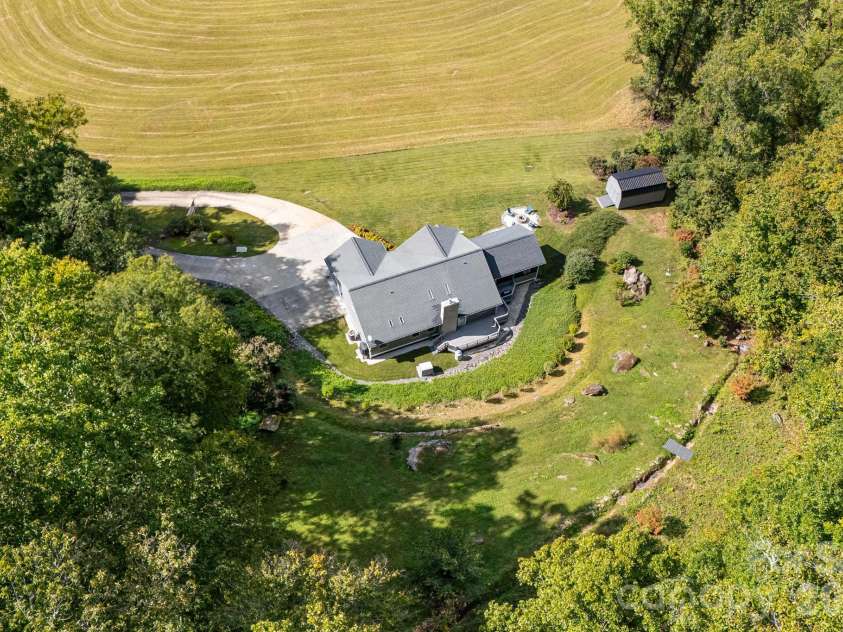 422 Turkey Creek Road, Leicester, NC 28748.  MLS# CAR4426081, YatesRealty ID 55310. 