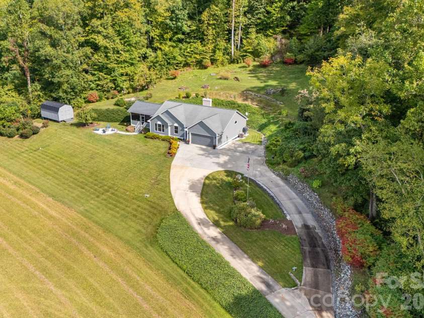 422 Turkey Creek Road, Leicester, NC 28748.  MLS# CAR4426081, YatesRealty ID 55310. 