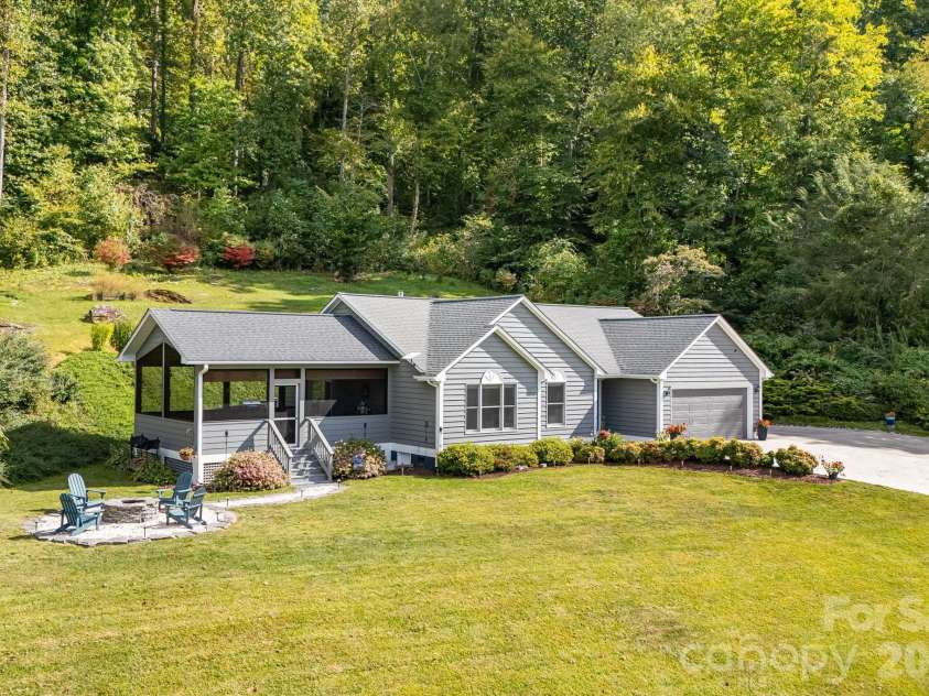 422 Turkey Creek Road, Leicester, NC 28748.  MLS# CAR4426081, YatesRealty ID 55310. 