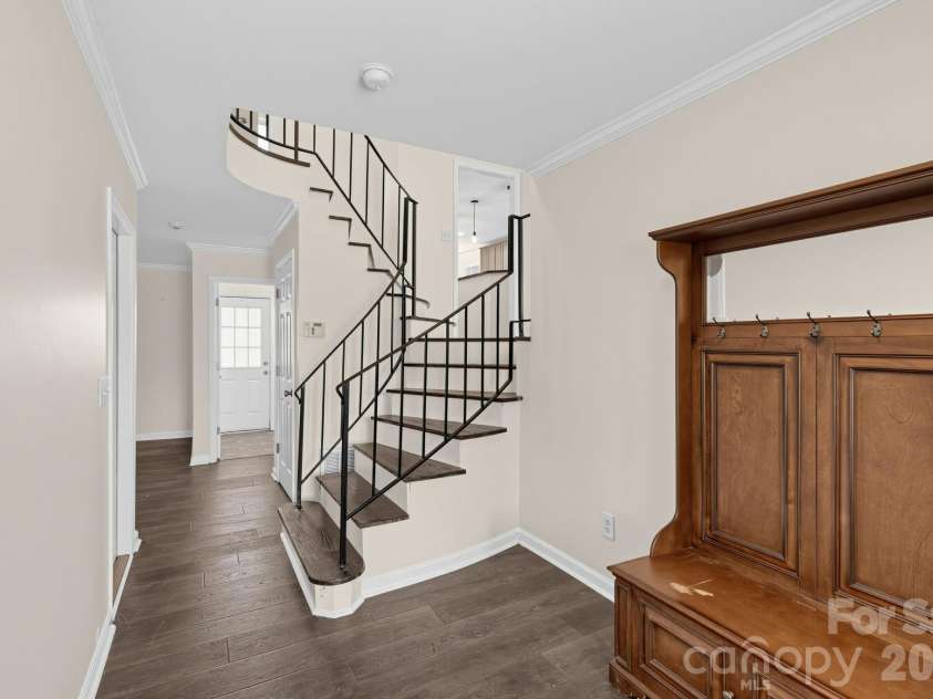 1206 Three Bridges Road, Easley, SC 29642.  MLS# CAR4430435, YatesRealty ID 55311. 