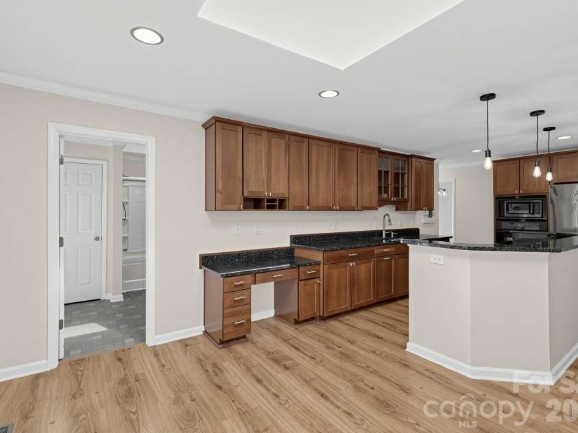 1206 Three Bridges Road, Easley, SC 29642.  MLS# CAR4430435, YatesRealty ID 55311. 