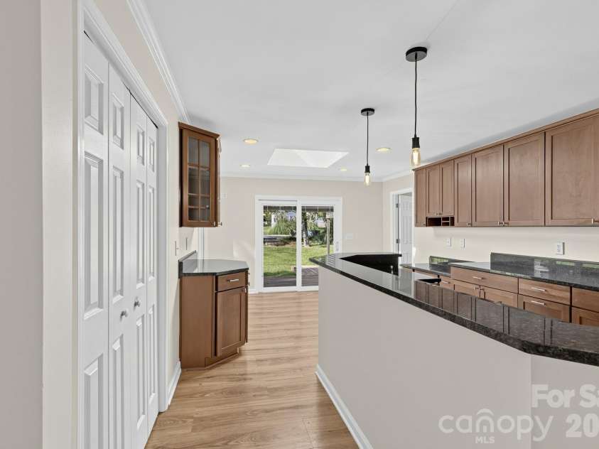 1206 Three Bridges Road, Easley, SC 29642.  MLS# CAR4430435, YatesRealty ID 55311. 
