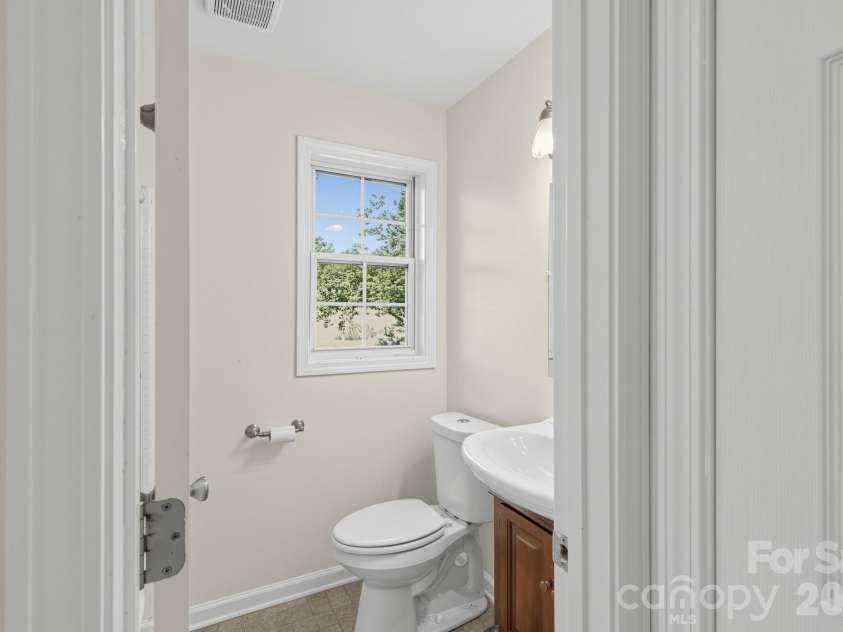 1206 Three Bridges Road, Easley, SC 29642.  MLS# CAR4430435, YatesRealty ID 55311. 